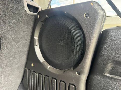 Used 2018 Jeep Wrangler Unlimited Sport S AWD/4WD image 20