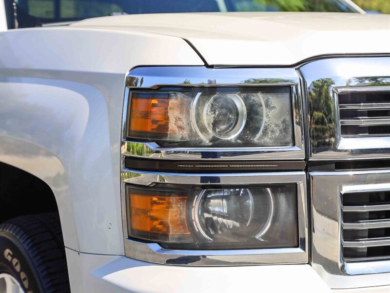 Used 2014 Chevrolet Silverado 1500 High Country w/ High Country Premium Package AWD/4WD image 10