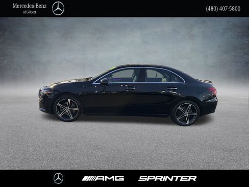 Used 2022 Mercedes-Benz A 220 image 2