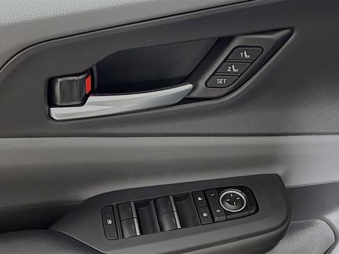 Used 2025 Toyota Prius Limited w/ Limited Premium Package image 17