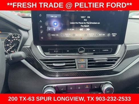 Used 2023 Nissan Altima 2.5 SR w/ SR Premium Package AWD/4WD image 18