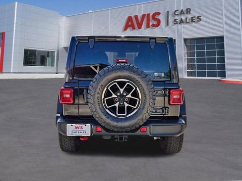 Used 2025 Jeep Wrangler Unlimited Rubicon image 9