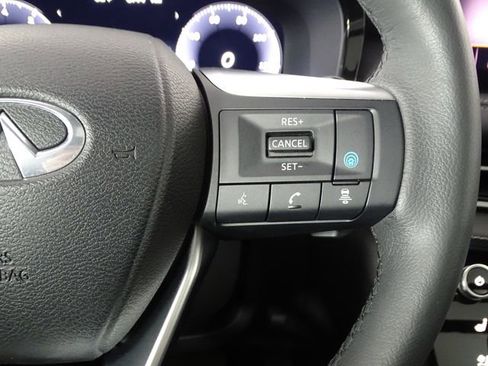 Used 2023 INFINITI QX60 Luxe w/ Cargo Package image 30