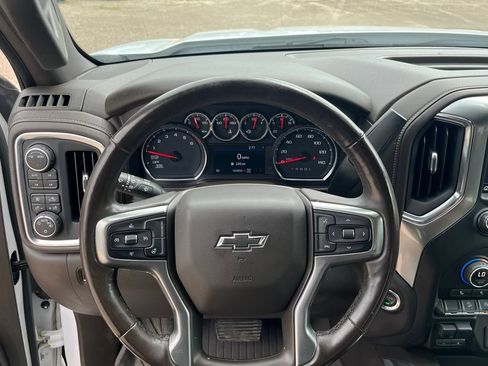Used 2020 Chevrolet Silverado 1500 LT Trail Boss AWD/4WD image 22