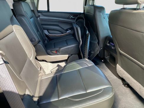Used 2019 Chevrolet Tahoe LT image 25
