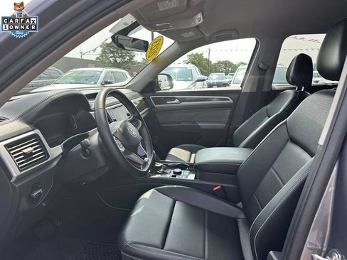 Used 2023 Volkswagen Atlas SE AWD/4WD image 16