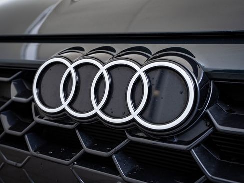 Certified 2025 Audi A3 2.0T Premium image 3