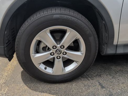 Used 2015 Toyota RAV4 XLE image 7