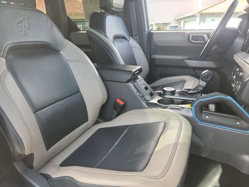 Certified 2023 Ford Bronco Wildtrak AWD/4WD image 25