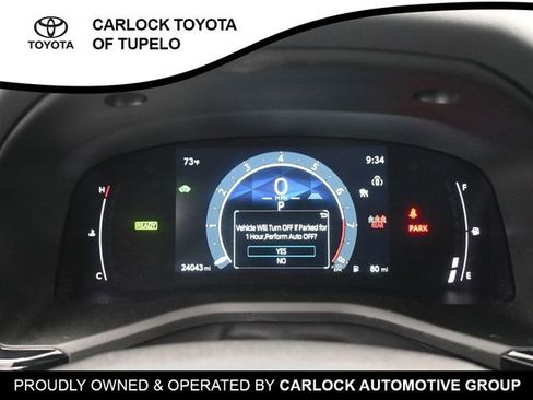 Used 2025 Toyota Camry SE image 17