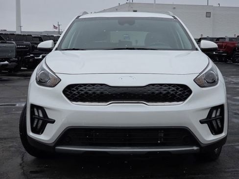 Used 2020 Kia Niro LXS FWD image 13