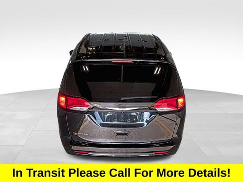 Used 2024 Chrysler Voyager LX FWD image 9