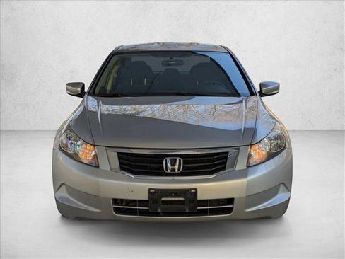 Used 2008 Honda Accord LX-P image 2