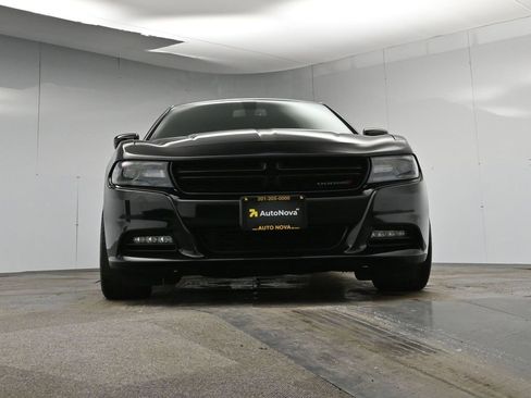 Used 2018 Dodge Charger R/T w/ Blacktop Package image 43