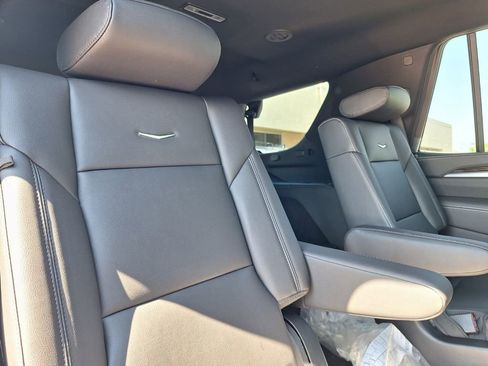 New 2026 Cadillac Escalade 2WD w/ LPO, Floor Liner Package image 26