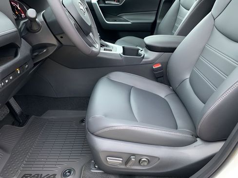 New 2025 Toyota RAV4 XLE Premium image 9