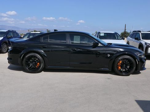Used 2022 Dodge Charger SRT Hellcat w/ Harman/Kardon Audio Group image 3