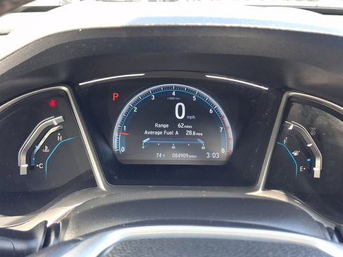 Used 2019 Honda Civic Touring image 15