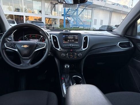 Certified 2019 Chevrolet Equinox LT image 12