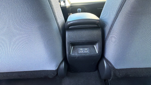 Used 2023 Toyota Corolla SE w/ SE Premium Package FWD image 27