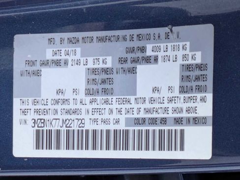 Used 2018 MAZDA MAZDA3 Sport image 27