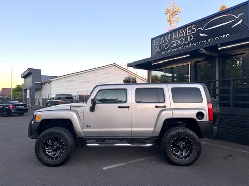 Used 2007 HUMMER H3 AWD/4WD image 3