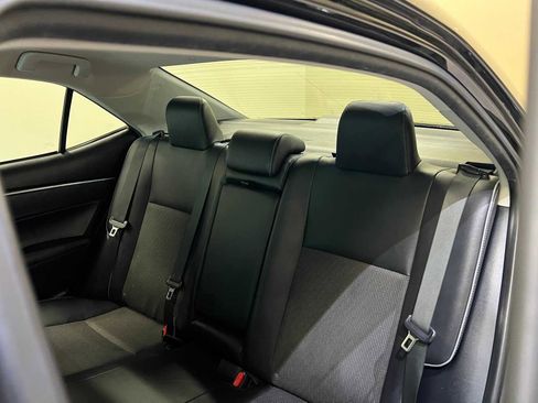 Used 2015 Toyota Corolla S image 10