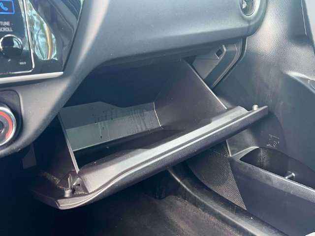Used 2019 Toyota Corolla L FWD image 30
