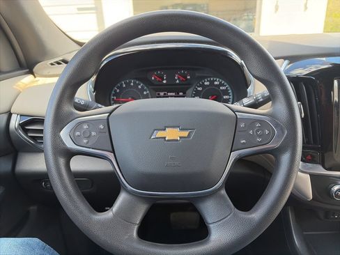 Used 2022 Chevrolet Traverse LS FWD image 30