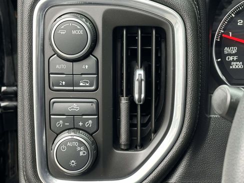 Used 2020 Chevrolet Silverado 1500 LT image 16