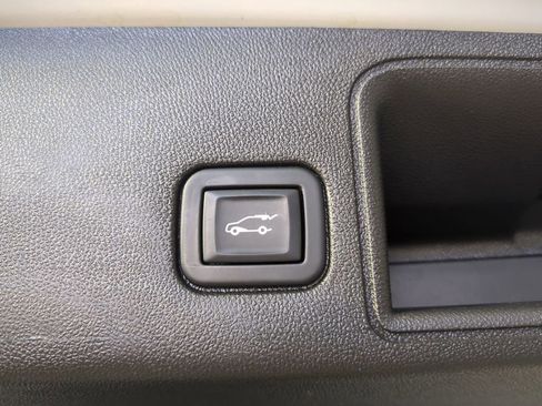 Used 2020 GMC Terrain SLT w/ Preferred Package image 15