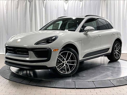 New 2026 Porsche Macan AWD/4WD image 1