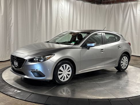 Used 2015 MAZDA MAZDA3 i Sport image 1