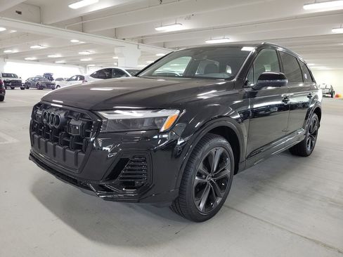 Used 2025 Audi Q7 3.0T Premium Plus image 3