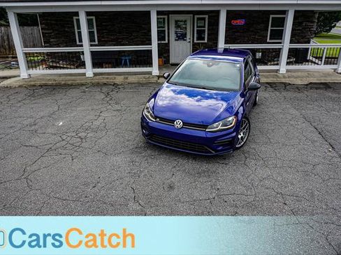 Used 2018 Volkswagen Golf 4-Door AWD/4WD image 3