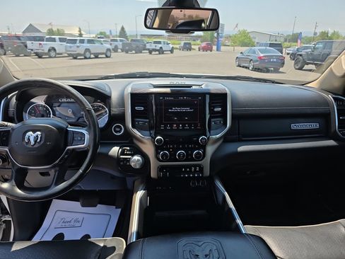 Used 2019 RAM 1500 Laramie AWD/4WD image 15