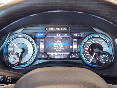 Used 2022 RAM 1500 Limited image 16