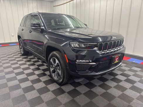 Used 2022 Jeep Grand Cherokee Limited 4xe AWD/4WD image 2
