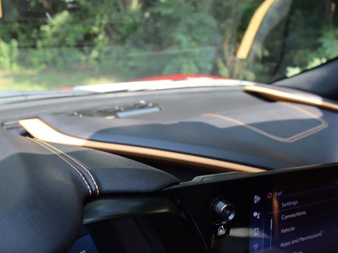Used 2024 Chevrolet Corvette Stingray Preferred Conv w/ Battery Protection Package RWD image 36