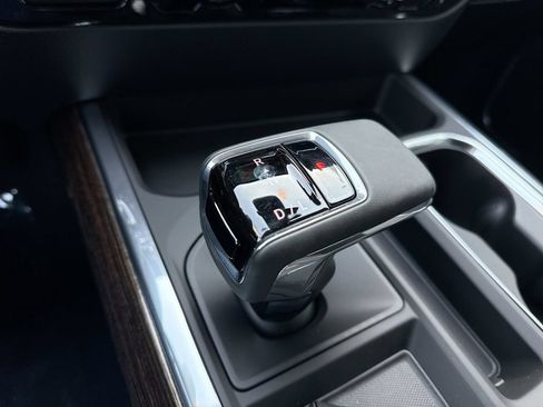 New 2026 GMC Sierra 1500 Elevation w/ Elevation Premium Package AWD/4WD image 16