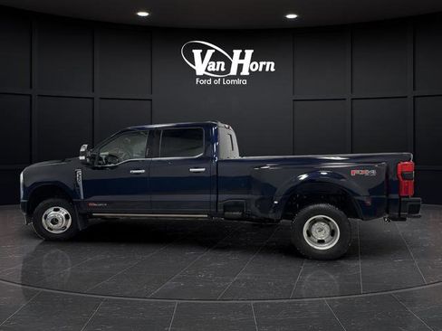 Used 2024 Ford F350 Platinum AWD/4WD image 13