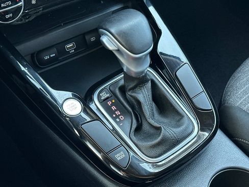 Used 2022 Kia Soul GT-Line FWD image 22