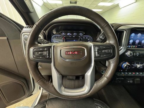 Used 2020 GMC Sierra 1500 SLE w/ SLE Value Package image 33