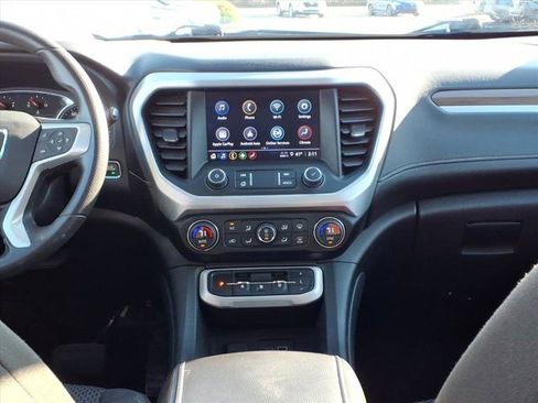 Used 2023 GMC Acadia SLE w/ Driver Convenience Package image 10