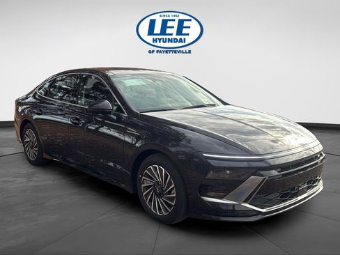 New 2026 Hyundai Sonata SEL image 1