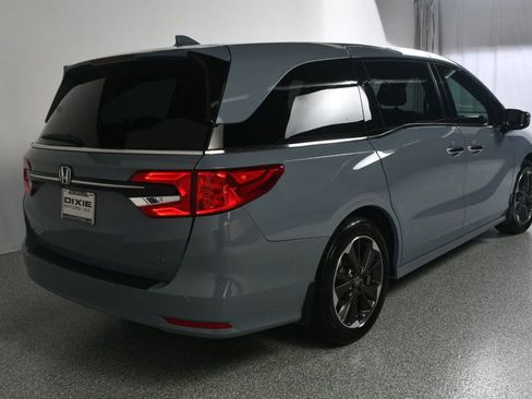 Used 2024 Honda Odyssey Elite image 9