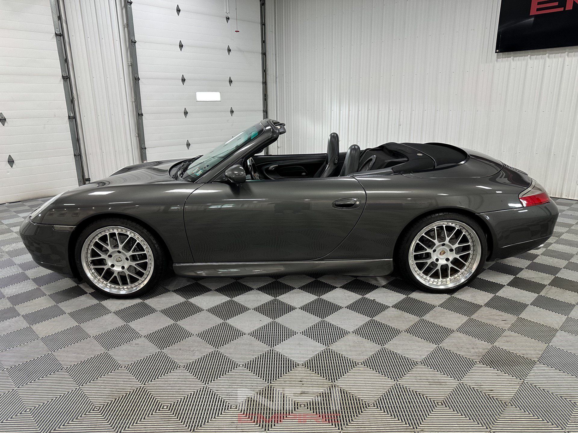 Used 2000 Porsche 911 Cabriolet image 3