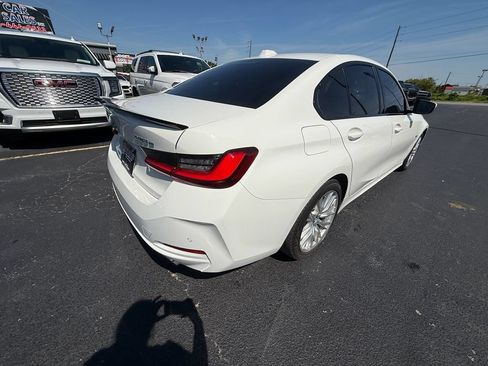 Used 2023 BMW 330e xDrive AWD/4WD image 3
