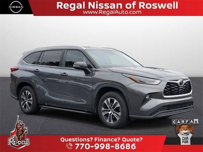 Used 2023 Toyota Highlander XLE