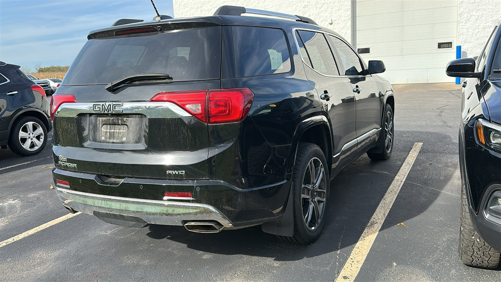 Used 2019 GMC Acadia Denali AWD/4WD image 3